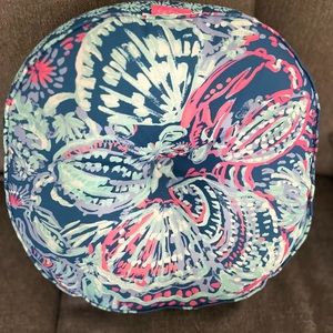 Lilly Pulitzer outdoor pillow. Great condition